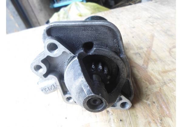 стартер Renault Clio IV, Megane II, Scenic II, Captur 1.5 dci, 233001073R, 0001136008